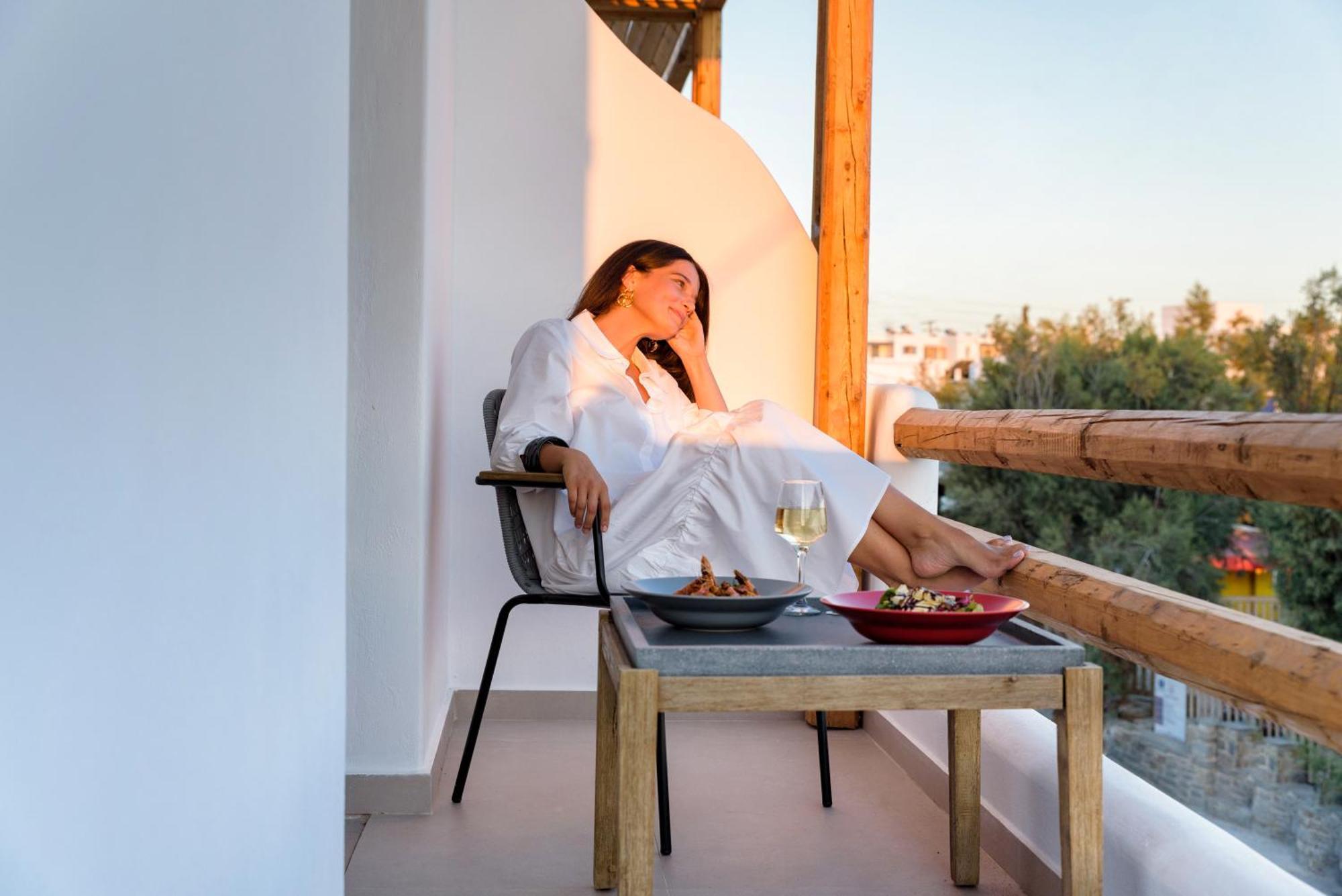 Kiano Suites Aliki  Ngoại thất bức ảnh