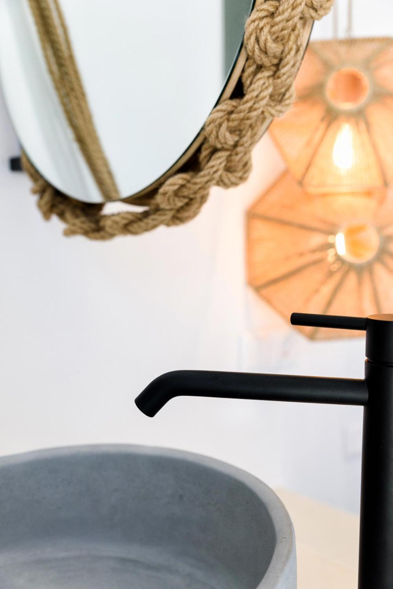 Kiano Suites Aliki  Ngoại thất bức ảnh